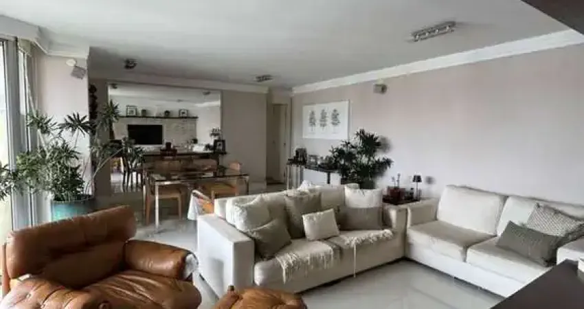 Apartamento para venda em Morumbi de 160.00m² com 4 Quartos, 2 Suites e 3 Garagens