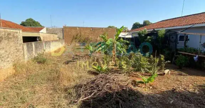 Terreno à venda na Rua Guadalajara, 1054, Planalto, Araçatuba