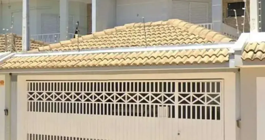 Sobrado para venda em Jardim América de 230.00m² com 3 Quartos, 1 Suite e 3 Garagens