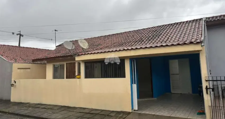Casa para venda em Guaraituba de 153.00m² com 3 Quartos e 1 Garagem