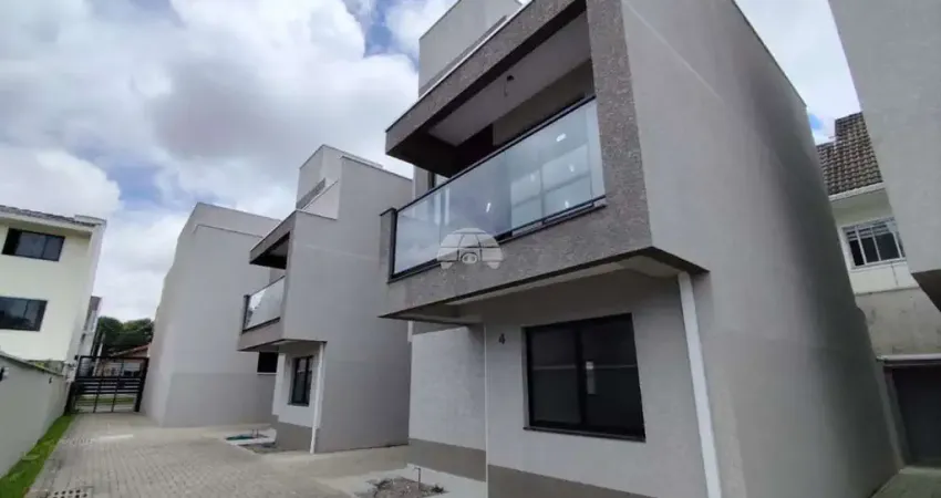 Sobrado para venda em Uberaba de 114.00m² com 3 Quartos e 2 Garagens