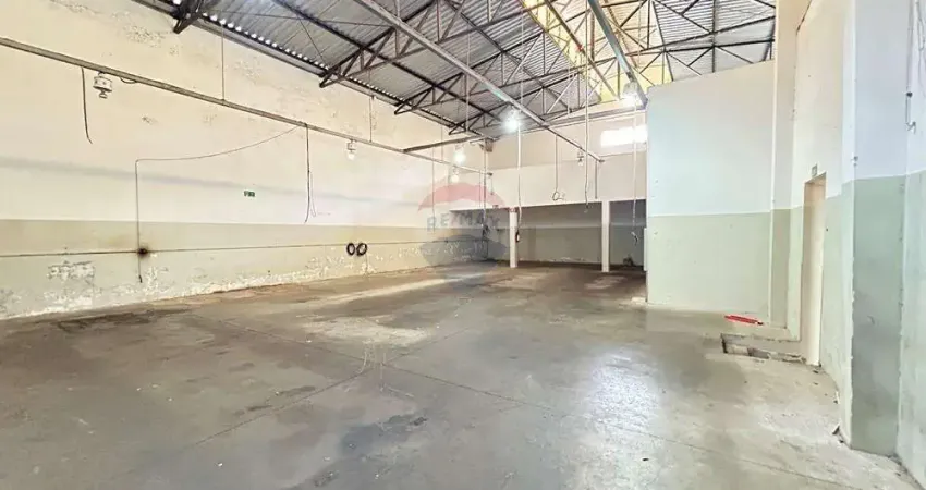 Galpão / Depósito / Armazém para venda em Jardim Europa de 510.00m² com 5 Garagens