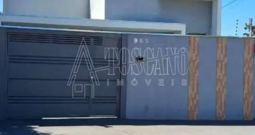 Casa para venda em Jardim Adalberto Frederico De Oliveira Roxo I de 102.00m² com 2 Quartos, 1 Suite e 3 Garagens