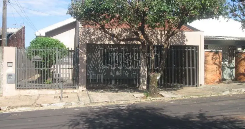 Casa para venda em Jardim Roberto Selmi Dei de 165.00m² com 3 Quartos, 1 Suite e 4 Garagens