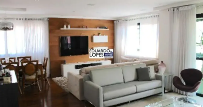 Apartamento para venda em Aclimação de 234.00m² com 4 Quartos, 4 Suites e 4 Garagens