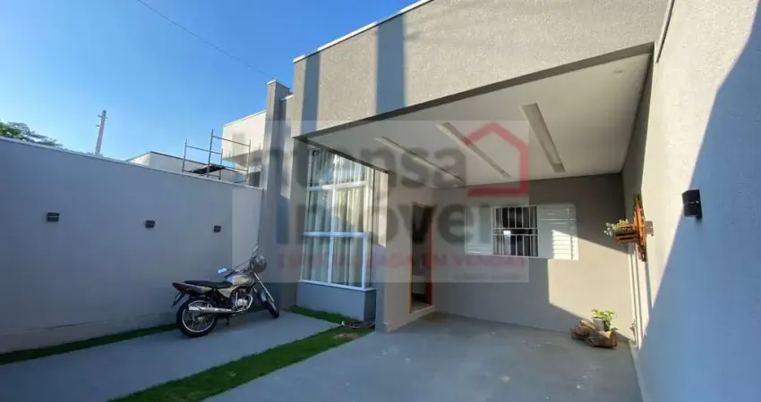 Casa para venda em Loteamento Parque do Museu de 130.00m² com 3 Quartos, 1 Suite e 2 Garagens