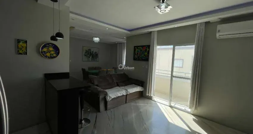 Apartamento para venda em Granja Viana de 70.00m² com 2 Quartos, 1 Suite e 1 Garagem