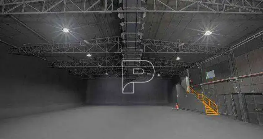 Galpão / Depósito / Armazém para venda e aluguel em Granja Viana de 1100.00m² com 50 Garagens