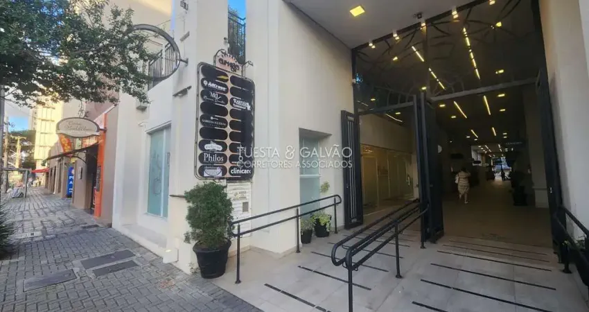Casa comercial para alugar na Rua XV de Novembro, 1155, Centro, Curitiba