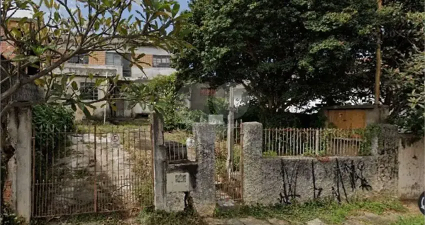 Terreno comercial à venda na Rua Padre Almeida Silva, Vila Cunha Bueno, São Paulo
