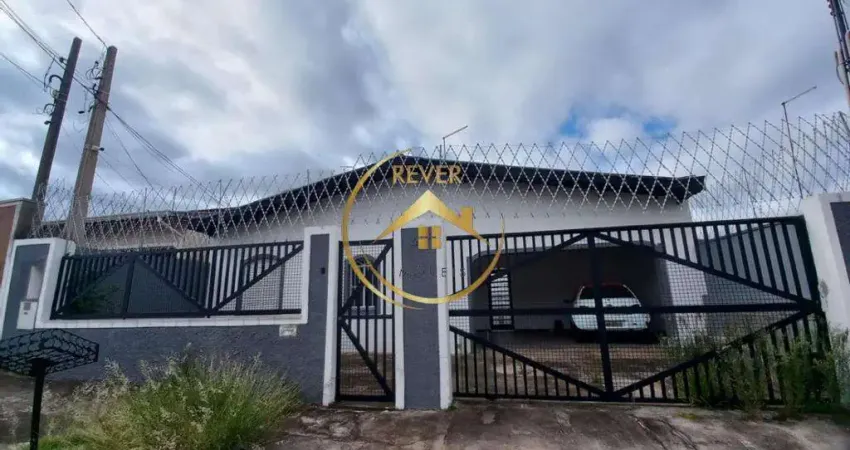 Casa para venda em Jardim Chapadão de 230.00m² com 3 Quartos, 1 Suite e 4 Garagens