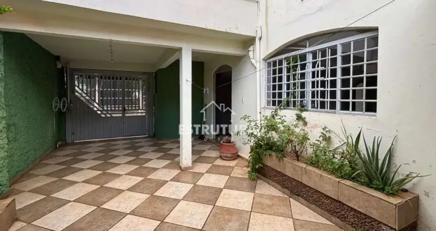 Casa para alugar em Centro de 300.00m² com 3 Quartos, 1 Suite e 2 Garagens