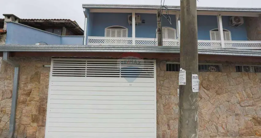 Casa para venda em Jardim Maria Do Carmo de 200.00m² com 3 Quartos e 3 Garagens