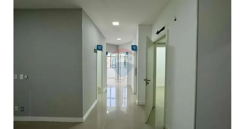 Sala Comercial para alugar em Recreio Dos Bandeirantes de 63.00m² com 1 Garagem