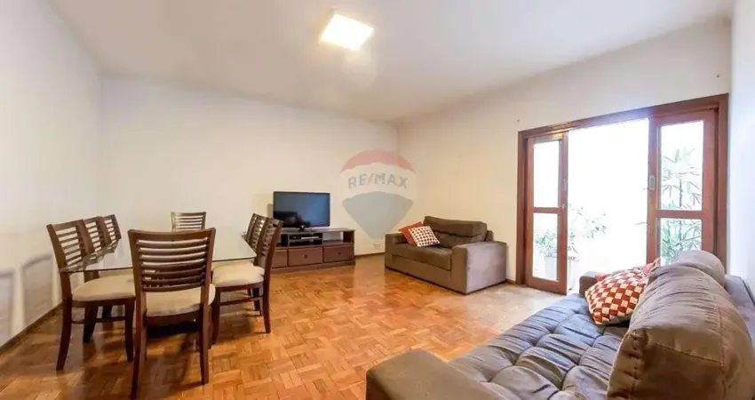 Casa para venda em Vila Queiroz de 198.00m² com 3 Quartos, 1 Suite e 3 Garagens