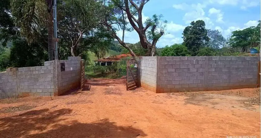 Terreno à venda no Centro, Tuiuti