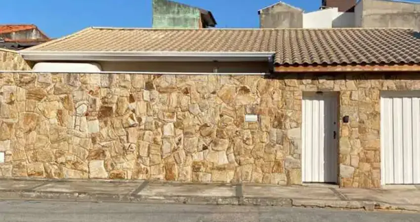 Casa para venda em Vila Haro de 87.00m² com 3 Quartos, 1 Suite e 2 Garagens