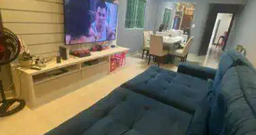 Sobrado para venda em Guilhermina de 140.00m² com 3 Quartos, 2 Suites e 2 Garagens