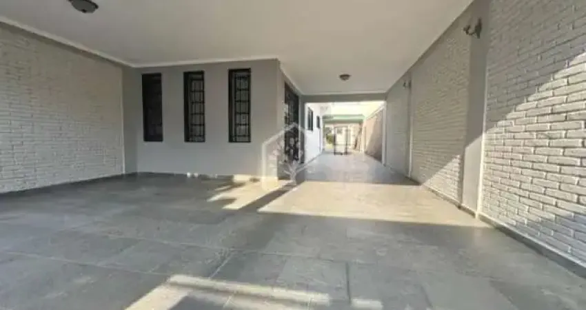 Casa para alugar em São João de 180.00m² com 3 Quartos, 1 Suite e 2 Garagens