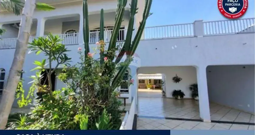 Casa para venda em Vila Mariana de 332.00m² com 4 Quartos, 1 Suite e 6 Garagens