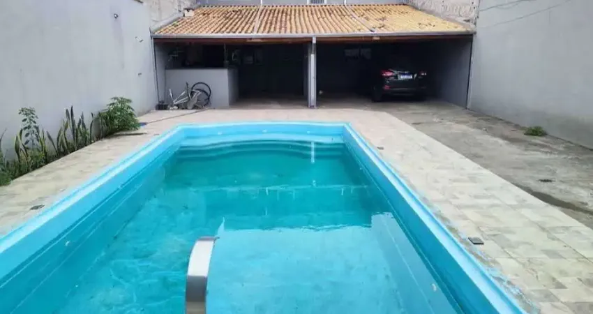 Sobrado para venda em Vitória Vale Ii de 130.00m² com 2 Quartos e 5 Garagens