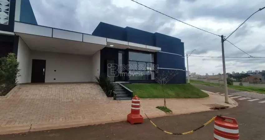 Casa de Condomínio para venda em Parque Laranjeiras de 150.00m² com 3 Quartos, 1 Suite e 4 Garagens