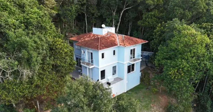 Casa de Condomínio para venda em Caraguatá de 210.00m² com 4 Quartos, 4 Suites e 4 Garagens