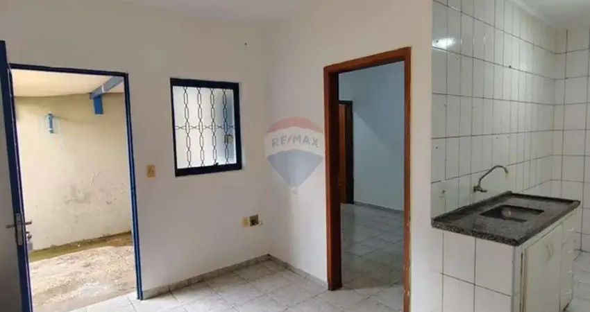 Casa para alugar em Parque Residencial Francisco Lopes Iglesia de 35.00m² com 1 Quarto