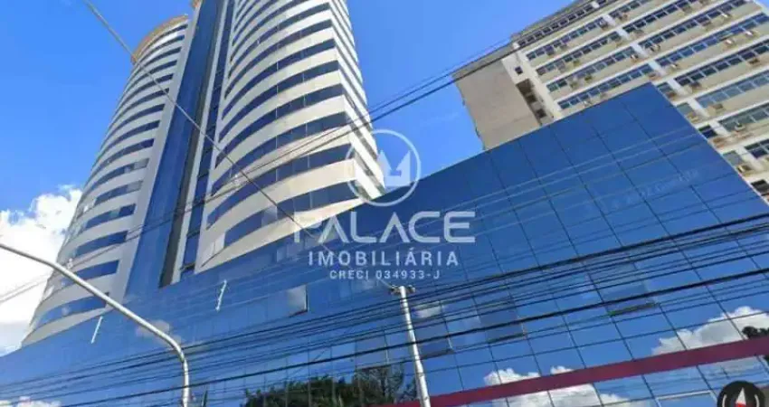 Prédio Comercial para venda em Cidade Alta de 65.00m² com 1 Quarto, 1 Suite e 2 Garagens