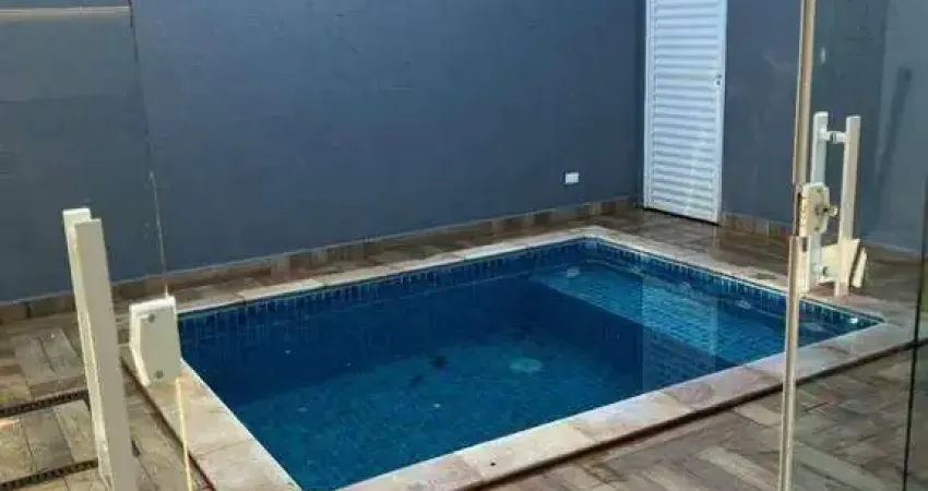 Casa de Condomínio para venda em Centro de 150.00m² com 3 Quartos, 1 Suite e 4 Garagens