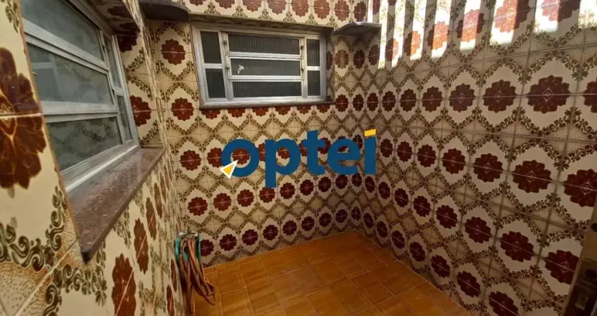 Casa para alugar em Rudge Ramos de 150.00m² com 2 Quartos, 1 Suite e 3 Garagens