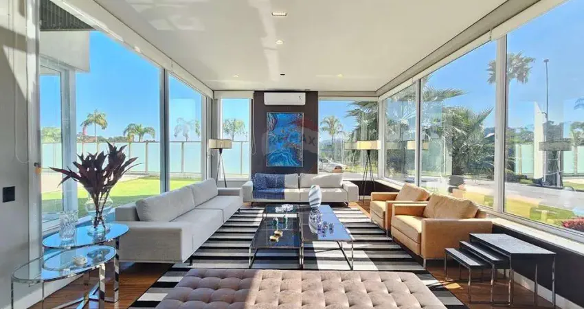 Casa de Condomínio para alugar em Centro Comercial Jubran de 615.00m² com 4 Quartos, 4 Suites e 6 Garagens