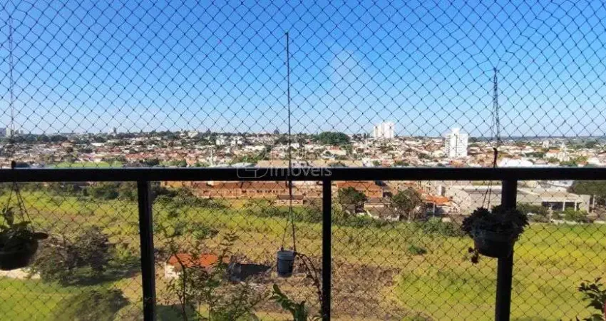 Apartamento para venda em Centro de 132.00m² com 3 Quartos, 1 Suite e 2 Garagens