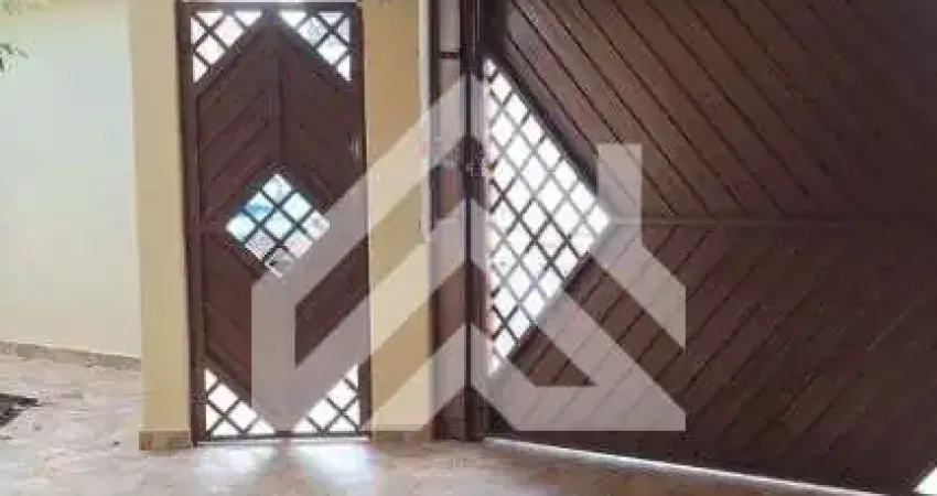 Casa para venda em Saúde de 176.00m² com 3 Quartos, 1 Suite e 2 Garagens