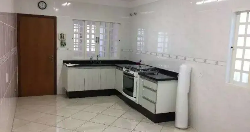 Casa para venda em Jardim Caçula de 201.00m² com 3 Quartos, 1 Suite e 2 Garagens