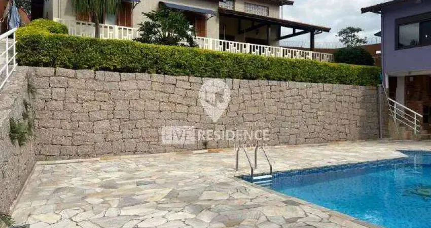 Casa para venda em Vivendas Do Engenho D'água de 340.00m² com 3 Quartos, 1 Suite e 7 Garagens