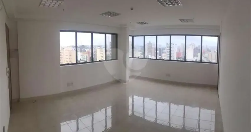 Sala Comercial para alugar em Centro de 46.00m² com 1 Garagem