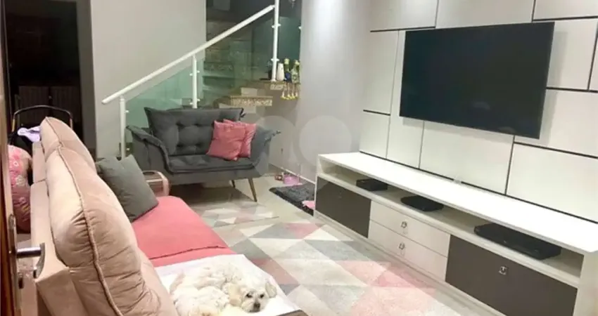 Sobrado para venda em Parque Jaçatuba de 108.00m² com 3 Quartos, 1 Suite e 2 Garagens