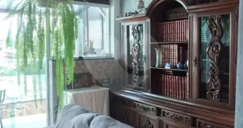 Sobrado para venda em Parque Erasmo Assunção de 125.00m² com 3 Quartos, 1 Suite e 2 Garagens