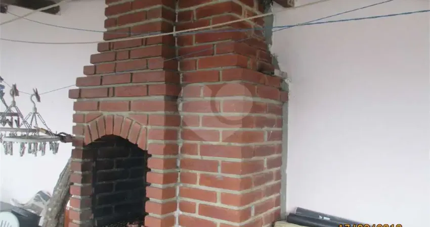 Sobrado para venda em Montanhão de 224.00m² com 3 Quartos e 1 Garagem