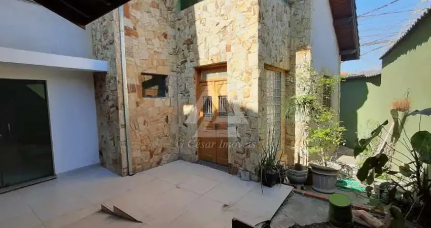 Sobrado para venda em Vila Bocaina de 272.00m² com 3 Quartos, 3 Suites e 2 Garagens