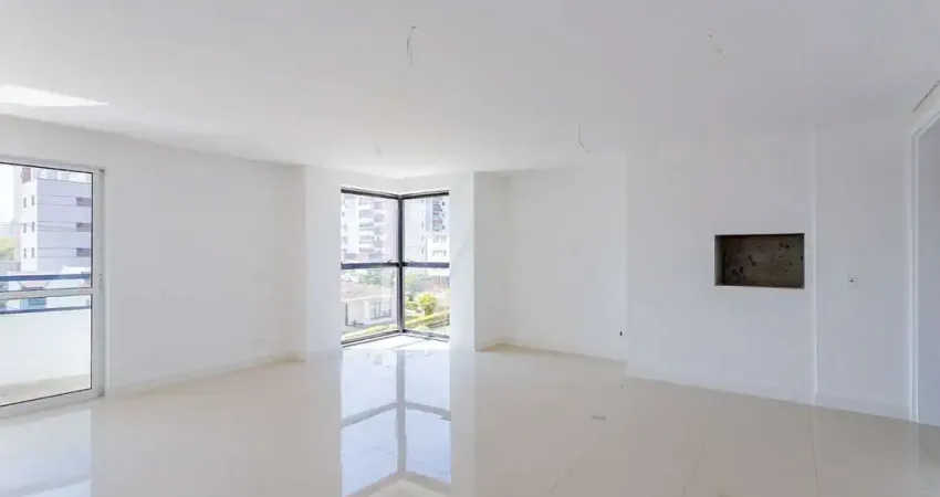 Apartamento para venda em Água Verde de 134.00m² com 3 Quartos, 1 Suite e 2 Garagens