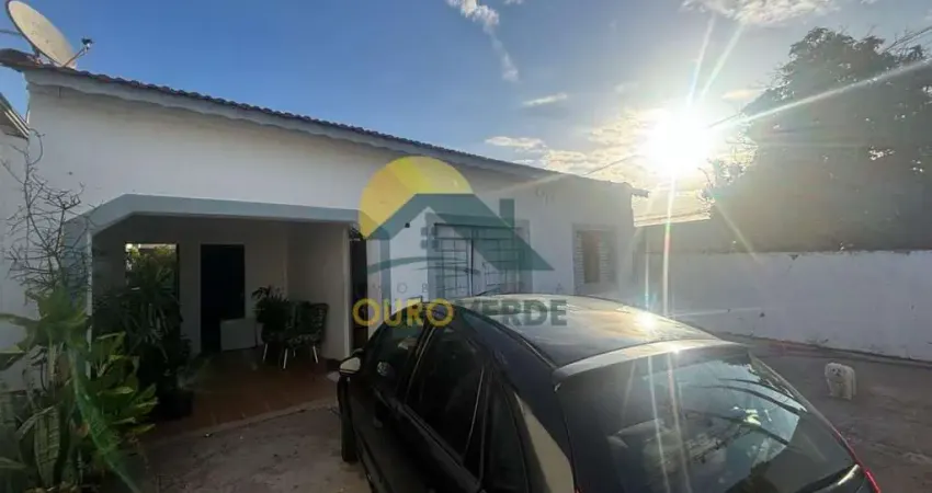 Casa para venda em Jardim Vista Alegre de 300.00m² com 4 Quartos e 3 Garagens
