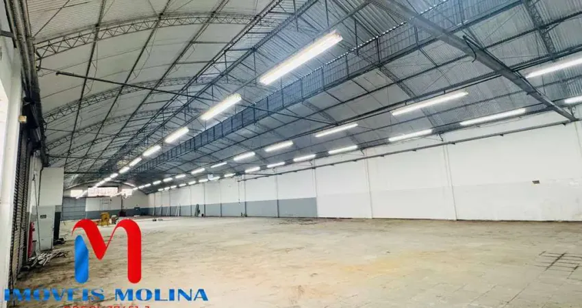 Galpão / Depósito / Armazém para alugar em Jardim de 1800.00m²