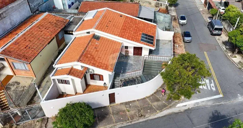 Casa para venda em Jardim Do Lago de 215.00m² com 3 Quartos, 1 Suite e 3 Garagens