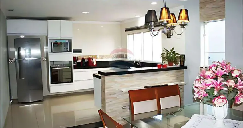 Sobrado para venda em Jardim Haise Maria de 188.00m² com 3 Quartos, 1 Suite e 4 Garagens