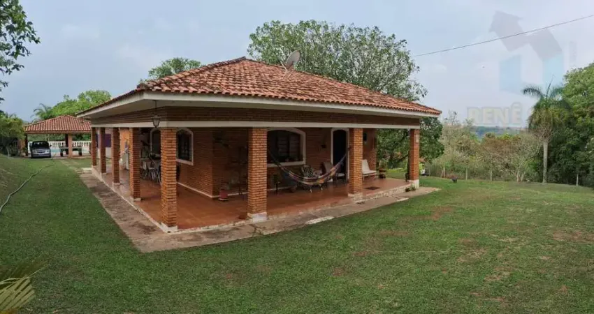 Casa para venda em Giocondo de 361.00m² com 5 Quartos, 3 Suites e 3 Garagens