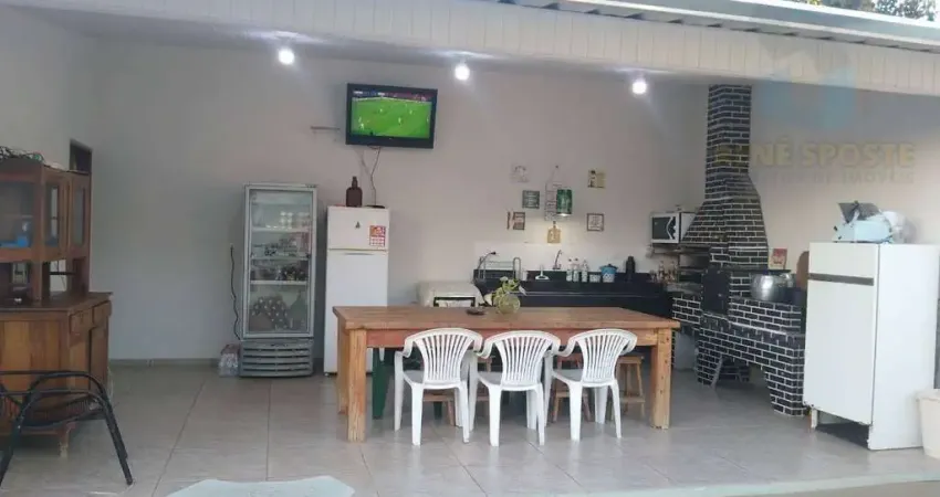 Casa para venda em Santa Cruz de 130.00m² com 3 Quartos e 1 Suite