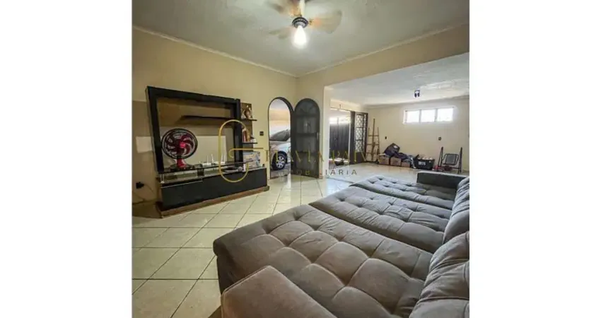 Casa para venda em Campos Elíseos de 180.00m² com 2 Quartos, 1 Suite e 1 Garagem