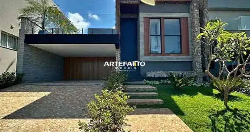 Casa para venda em Centro de 272.00m² com 4 Quartos, 4 Suites e 4 Garagens